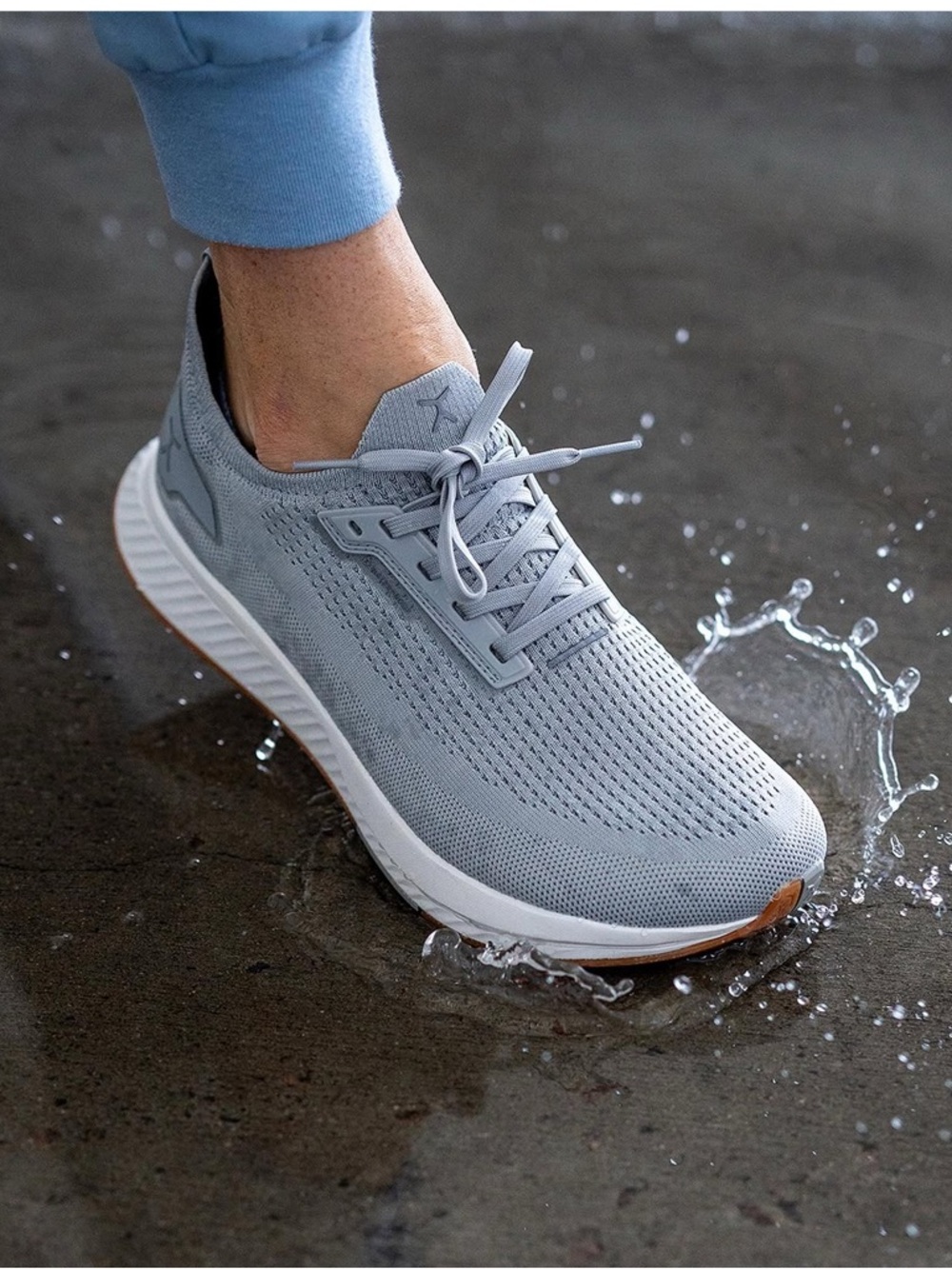 Light Gray Women's Knit Sneaker - Breathable Lace-Up Comfort